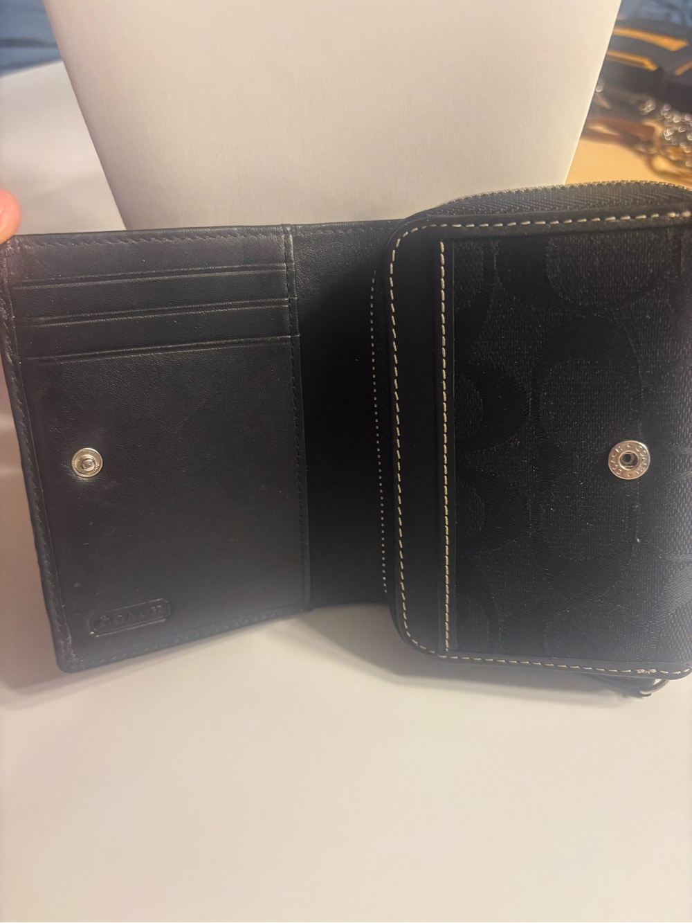 Coach Black Signature Jacquard Zip Wallet - Picture 3 of 9